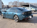 当社の納車前点検・サービスの内容は、車検点検・法定12ヶ月定期点検・油脂類の点検及び交換・バッテリーの点検及び交換等を行い、良好な状態にてご納車させていただきます。