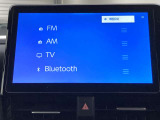 ブルートゥースに接続することにより、スマホに入ったお気に入りの音楽を車内で楽しむことができます♪あると本当に便利な機能になっています!