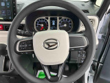 3.「認定中古車カルテ」は、走行距離や修復歴に加えてキズ・凹みの有無・状態や消耗品の交換、過去の整備状況がわかります。