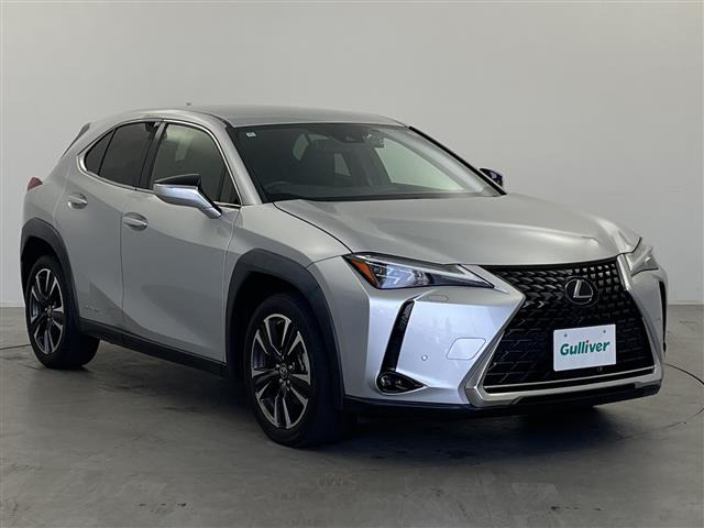 UX250h バージョンL本革シート 修復歴無し