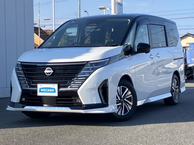 セレナ 1.4 e-POWER ルキシオン