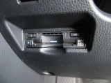 ETC2.0車載器は高速道路上に設置されたITSスポットと双方向通信を行い、ETC機能に加え安全運転をサポートする交通情報を提供してくれます♪