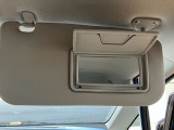 ◆運転席サンバイザー◆バニティミラー付き♪