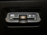 ETC装備されております。セットアップ必要ですので、総額とは別に登録費用いただきます。何卒ご理解の程お願い致します。