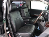 『1台』のお車に対して、こだわって仕入れを行っております。オプション装備装着車となります!