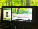 【アラウンドビューモニター】専用のカメラにより、上から見下ろしたような視点で360度クルマの周囲を確認することができます☆死角部分も確認しやすく、狭い場所での切り返しや駐車もスムーズに行えます。