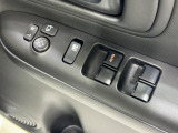 スタッフが損害保険資格を持っておりますので、自動車保険の試算や各保険会社の保険料比較等についてもお気軽にご相談ください (当店は『損保ジャパン日本興和』 『東京海上日動』 の代理店です)。