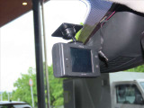 交通事故やあおり運転の証拠品としてドライブレコーダーの映像が提出されています。ご自身や家族の安全を守るためにも必要なアイテムです