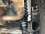 お車を安心してお乗りいただく為には、足回りの定期点検が欠かせません。サービスサポート(有償保証)では無料点検もご提供しており、安心のカーライフをお過ごしいただけるサポート体制が整っています。