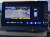 便利な3ビュー切り替え、ガイド線表示付きのバックカメラです。後退時、後方の視界をサポートします