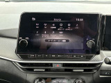 純正ナビはBluetoothやAndroidAutoなどスマホとの連携機能が充実しています