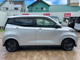 納車時に整備をさせていただきます。もちろん全車12ヶ月の保証・走行距離無制限・全国の日産ディラーで保証が可能です。有料にはなりますが保証延長の『ワイド保証プレミアム』もございます。