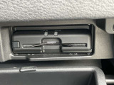ETCで高速代の支払いもスムーズ!カードを持っていればご納車日当日からご利用いただけます。別途セットアップ料が必要です。