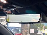 【デジタルインナーミラー】後席の大きな荷物や同乗者で後方が確認しづらい時でも安心!カメラが撮影した車両後方の映像をルームミラー内に表示。クリアな視界で状況の確認が可能です!