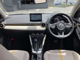 MAZDA2 1.5 15 サンリット シトラス 