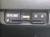 ETC付。高速道路の料金所はキャッシュレスで通過です。サービスエリア等にあるスマートインターの出入りも利用可能でとっても便利。ご納車後すぐにお使い頂けるようセットアップしてのお渡しとなります。