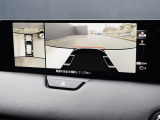 360&deg;ビューモニターを搭載しています。パーキングセンサーと合せてお使いいただくことで、安全、安心にお車の取り回しを行っていただけます。