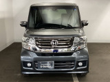 一目見てホンダ車だとわかるカッコいいフロントマスクです!