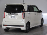 ボディクリーニング後、愛車をピカピカの状態へ保護するコーティング「ブライトパック」がおススメです!水垢がつきにくく、手入れがしやすくなりますよ!いつも愛車をきれいにしておきたい方におススメです。