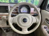 【純正革巻きステアリング】上質な革を使用することで、手にしっかり馴染みとても運転しやすいハンドルです♪