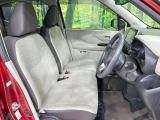 ドライバーによって運転しやすいポジションは異なり、あの車はどうなのか不安なこともありますよね。気になるお車は店頭で乗り込んでご確認いただけます♪