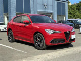 ステルヴィオ 2.0 ターボ Q4 ヴェローチェ 4WD 