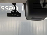 ドライブレコーダー搭載車。運転中の映像をしっかり録画します。
