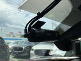 万が一の時に録画をして、映像として残しておける、ドライブレコーダーを装備しています。