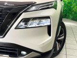 【シーケンシャルターンランプ付きLEDヘッドライト】人気の『流れるウィンカー』付きのLEDヘッドライトを装備♪高級感はもちろん、点灯時は存在感たっぷりで他車からも認識されやすく安心です。