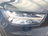●LEDヘッドライト:夜間走行時も良好な視界を確保し安心して運転できる高輝度LEDヘッドライトを装備!点灯速度が早く、消費電力も抑えられています。
