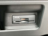 人気のオプションETC付き!高速道路の料金が優遇されます!料金所もノンストップ通過!後から付けると2万円前後はするオプションですのでお得です!
