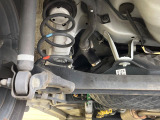 お車を安心してお乗りいただく為には、足回りの定期点検が欠かせません。サービスサポート(有償保証)では無料点検もご提供しており、安心のカーライフをお過ごしいただけるサポート体制が整っています。