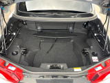 普段のお買い物や通勤、送迎等に十分な荷室スペースを確保しております。大きな荷物の積載も可能です♪
