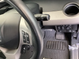 【オートライト(AUTO)】外の明るさをシステムが感知して、自動でヘッドライトが点灯します!ヘッドライトをつけ忘れを防ぐ便利機能です