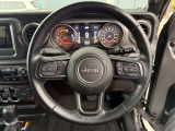 ステアリングを握れば目の前にJeepワールドが広がります!