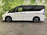 セレナ 1.2 e-POWER ハイウェイスターV 