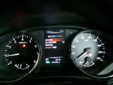 大きいメーターで見やすい タコメーター&スピードメーター中央ディスプレイには運転支援システム等を表示