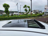 当店の車は全台、保証付きで購入後も安心です。保証期間中は全国のホンダディーラーで保証修理を受け付けております。