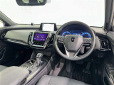 運転席まわりです。 各操作スイッチは使いやすい位置に配置されてます。
