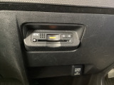 ビルトインタイプの【ETC】で見た目もスッキリ。高速道路の利用にとても便利です。