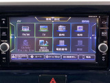 ラジオ・テレビ・Bluetoothオーディオ、ミュージックストッカー、CD、DVD、Blu-rayディスクがお使いいただけます。気分によって色んなメディアをお楽しみください。
