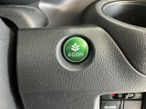 ★ECONスイッチ★ エコドライブを加速しよう!スイッチをONにすると、運転の仕方によるロスを抑え込み燃費をよくするようクルマが頑張ります(*^ー^*)燃費向上にチャレンジ♪