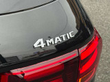 メルセデス・ベンツ八王子の最新のショールームには、大型モニターがあり最先端のメルセデス・ベンツをご体感頂けます!屋内展示場のため、天候の悪い日でも、ごゆっくりとお車をご覧頂ける店舗でございます!