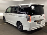 スライドドアなら狭い駐車場でもドアをぶつける心配がありません。ステップが低く乗り降りもしやすいです。