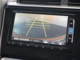 ◆リアワイドカメラシステム◆3種類の表示で後方確認をサポート♪セレクトレバーを「R」の位置に入れるとカメラ画像に切り替え。ノーマルビューでは従来のリアカメラと同様の標準的なビューで表示します!