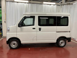 【スマートアシスト搭載車】 衝突回避支援ブレーキ機能(対車両・歩行者)、衝突警報機能(対車両・対歩行者)、誤発信抑制制御機能などの機能で安全な運転をサポートします
