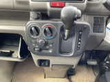 CVT・ダイヤル式エアコン操作部