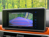 【バックカメラ】駐車時に後方がリアルタイム映像で確認できます。大型商業施設や立体駐車場での駐車時や、夜間のバック時に大活躍!運転スキルに関わらず、今や必須となった装備のひとつです!