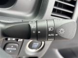 【 オートライト 】オートライトなのでライトの点け忘れを気にすることなく運転が出来ます♪//