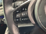ステアリングにオーディオ操作スイッチが付いています。オーディオ画面に直接タッチしなくても操作が出来ますので、運転に集中できます。